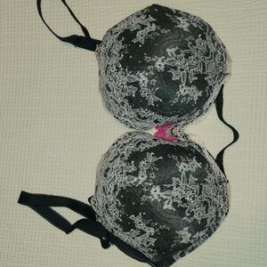 Victoria's Secret Dream Angels lined demi bra, 36DDD, black